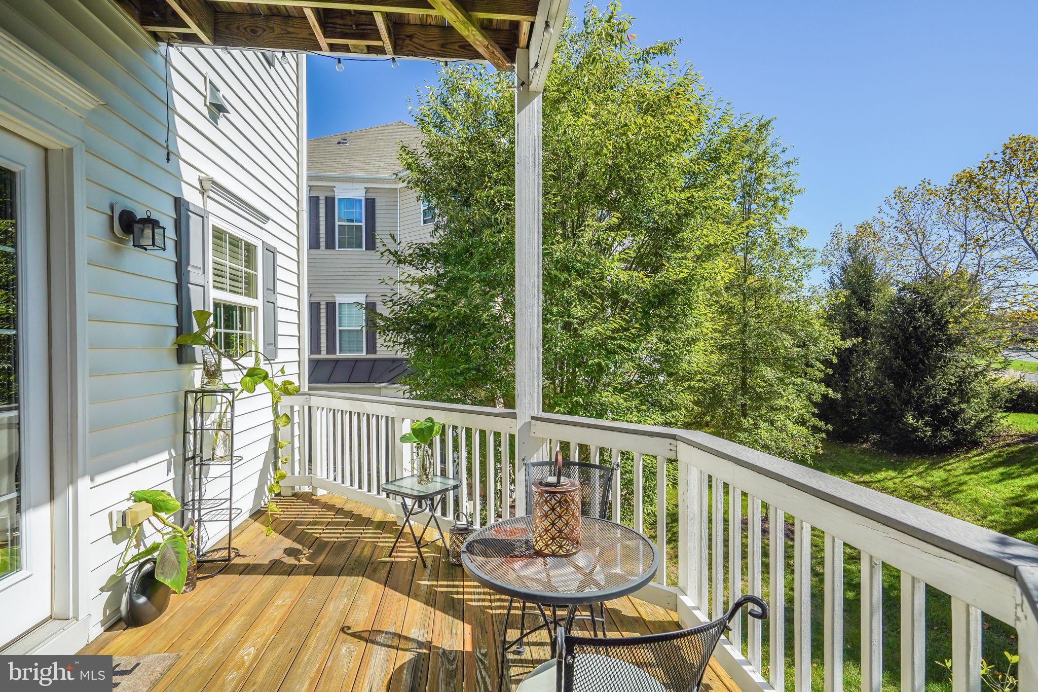 42377 Trellis SQUARE