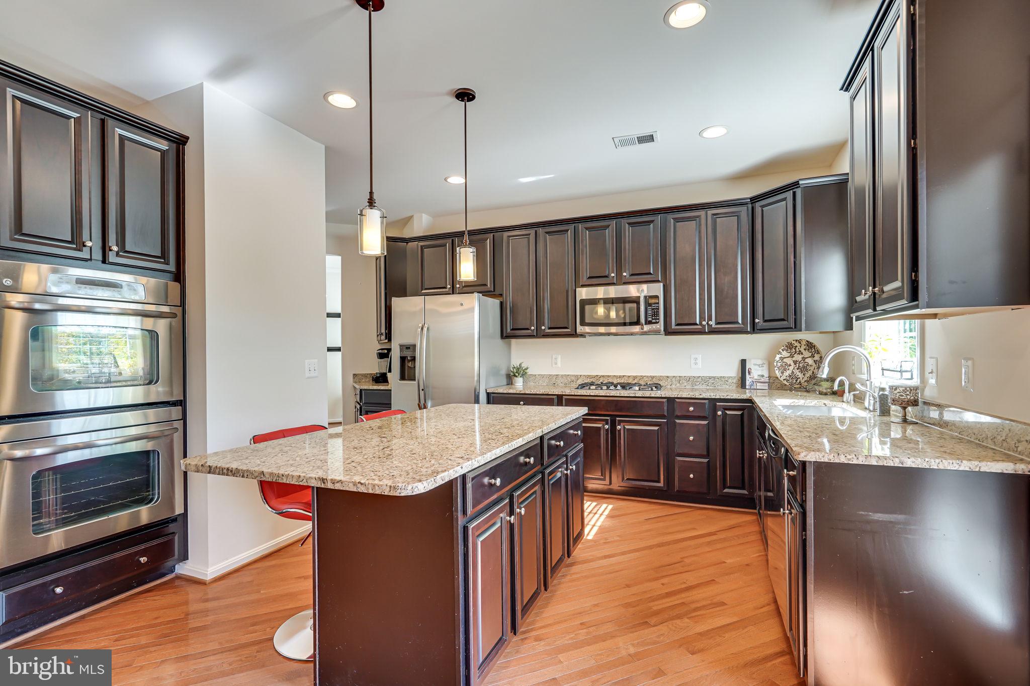 42377 Trellis SQUARE
