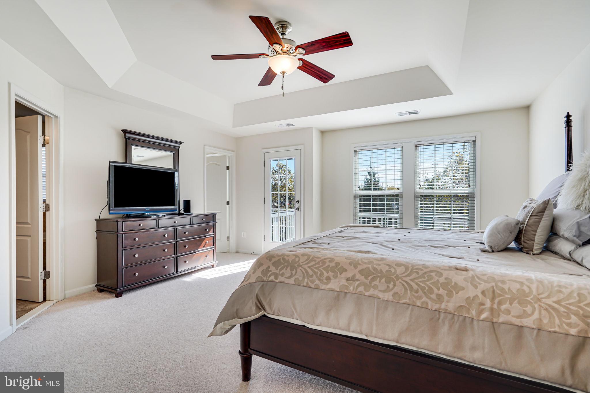 42377 Trellis SQUARE