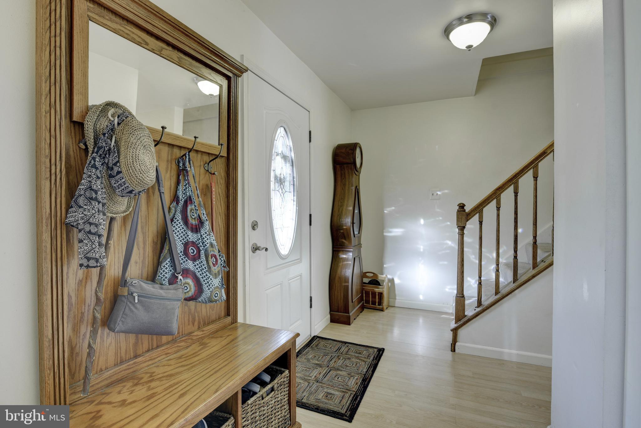 206 Pershing AVENUE NW