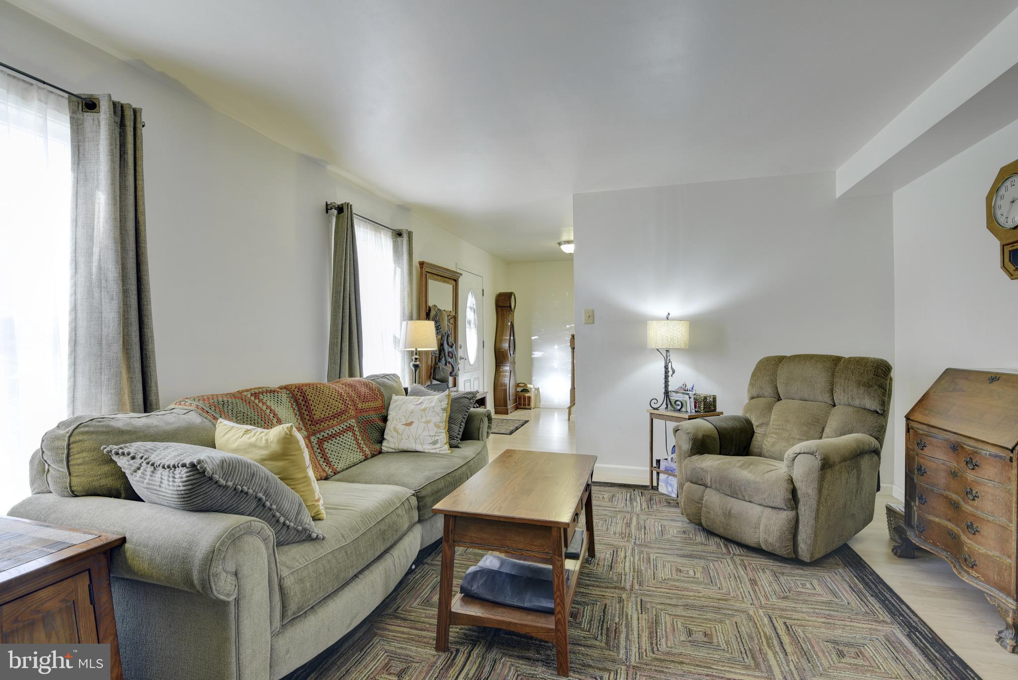 206 Pershing AVENUE NW