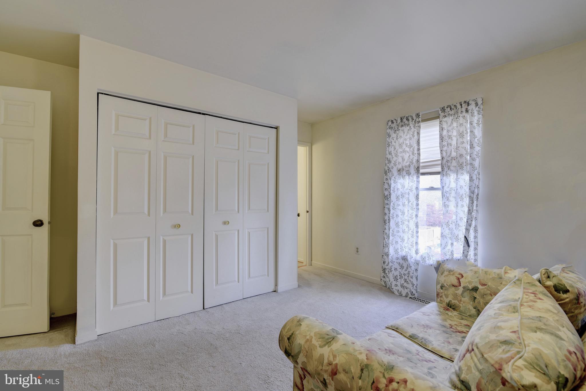 206 Pershing AVENUE NW