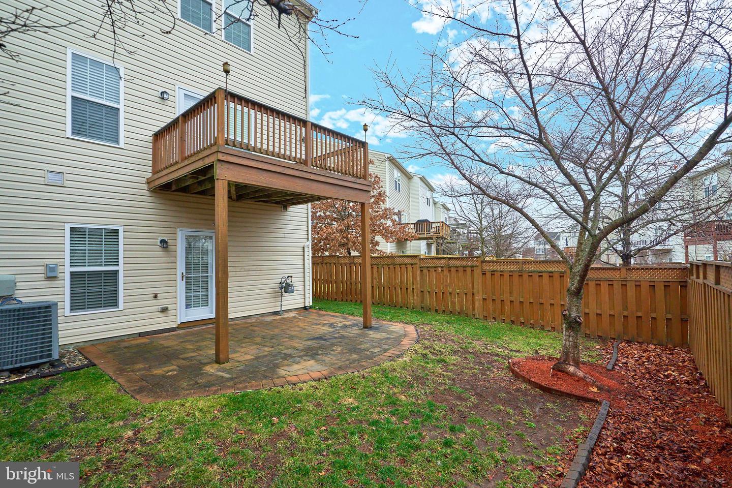 25163 Hummocky TERRACE