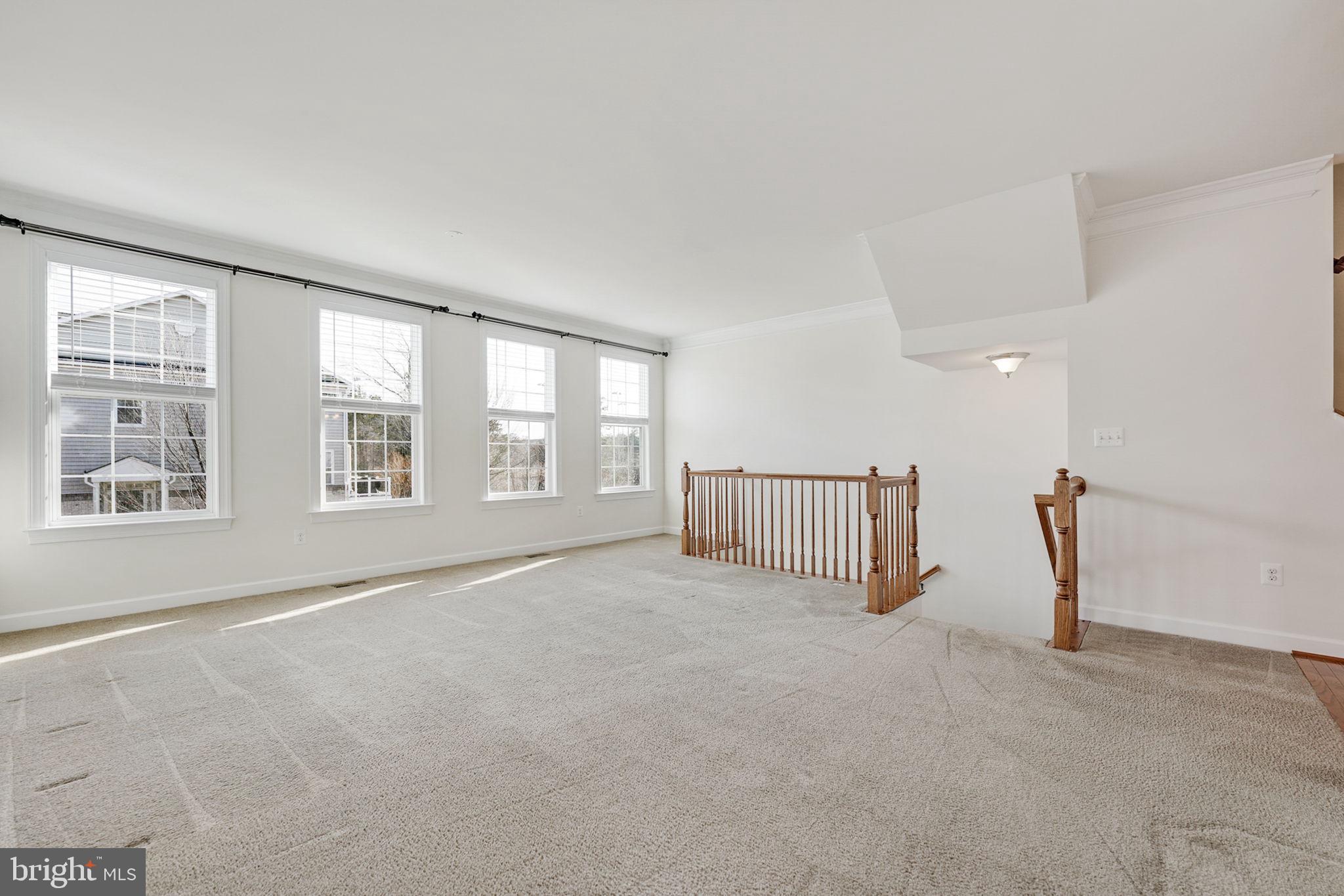 1606 Kinnaird TERRACE NE
