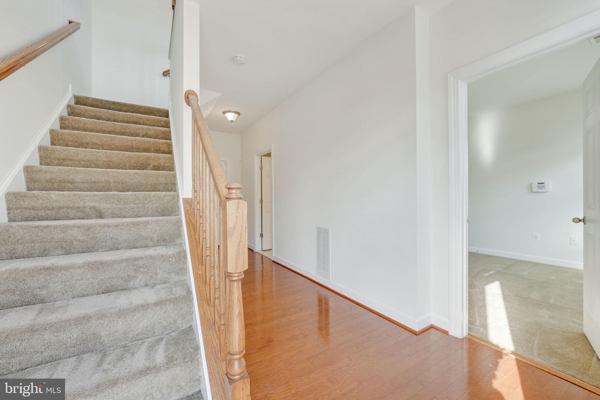 1606 Kinnaird TERRACE NE