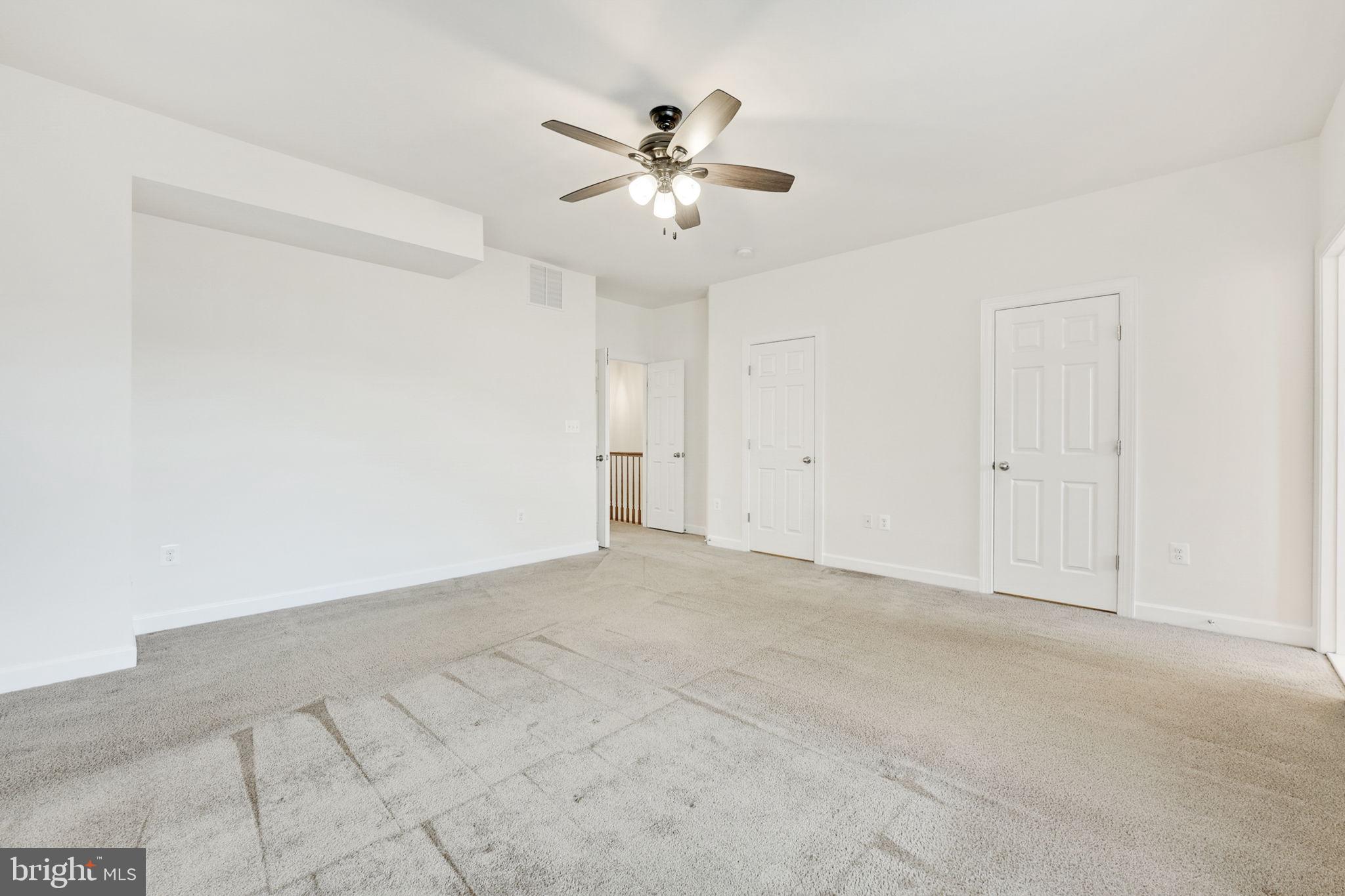 1606 Kinnaird TERRACE NE
