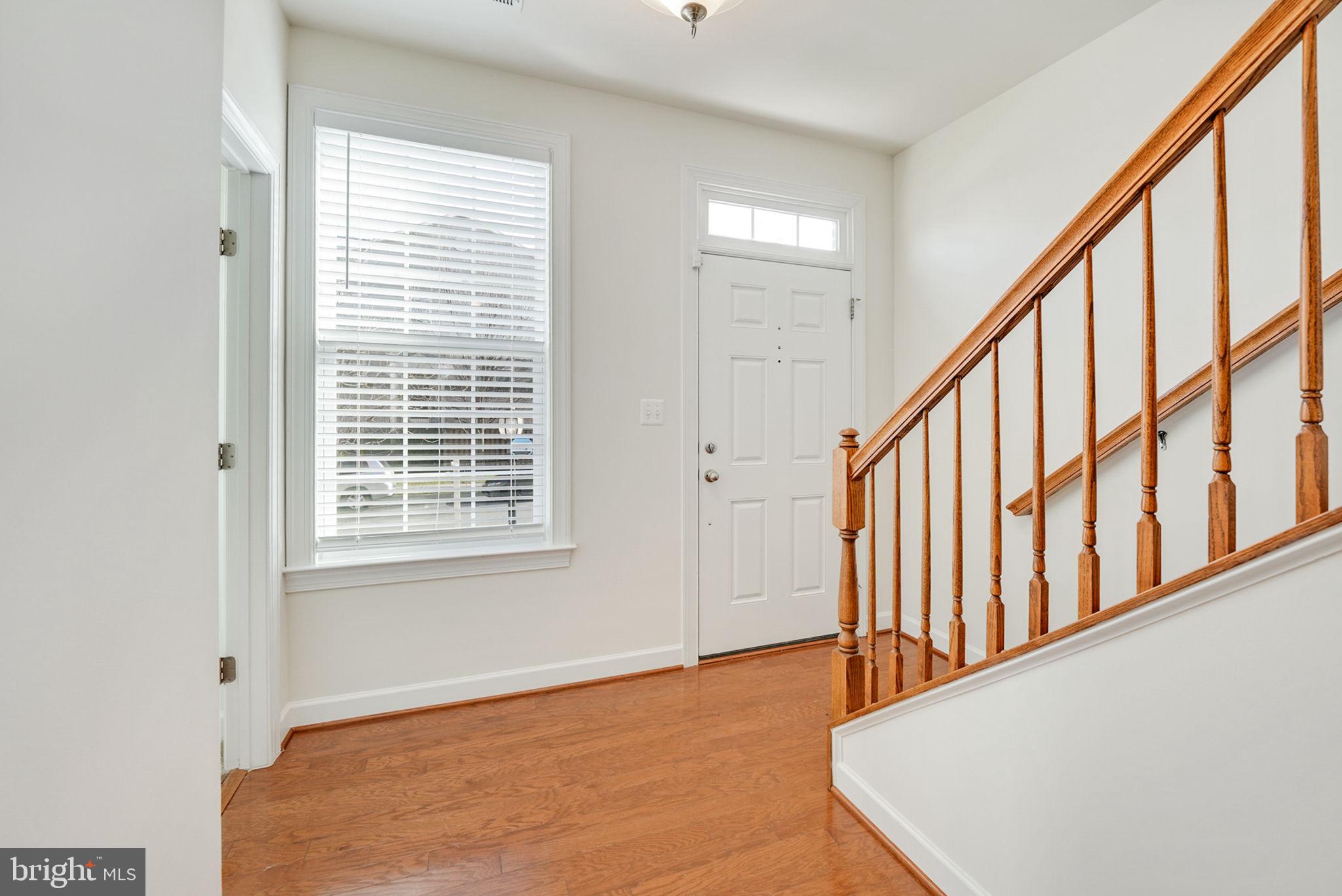 1606 Kinnaird TERRACE NE