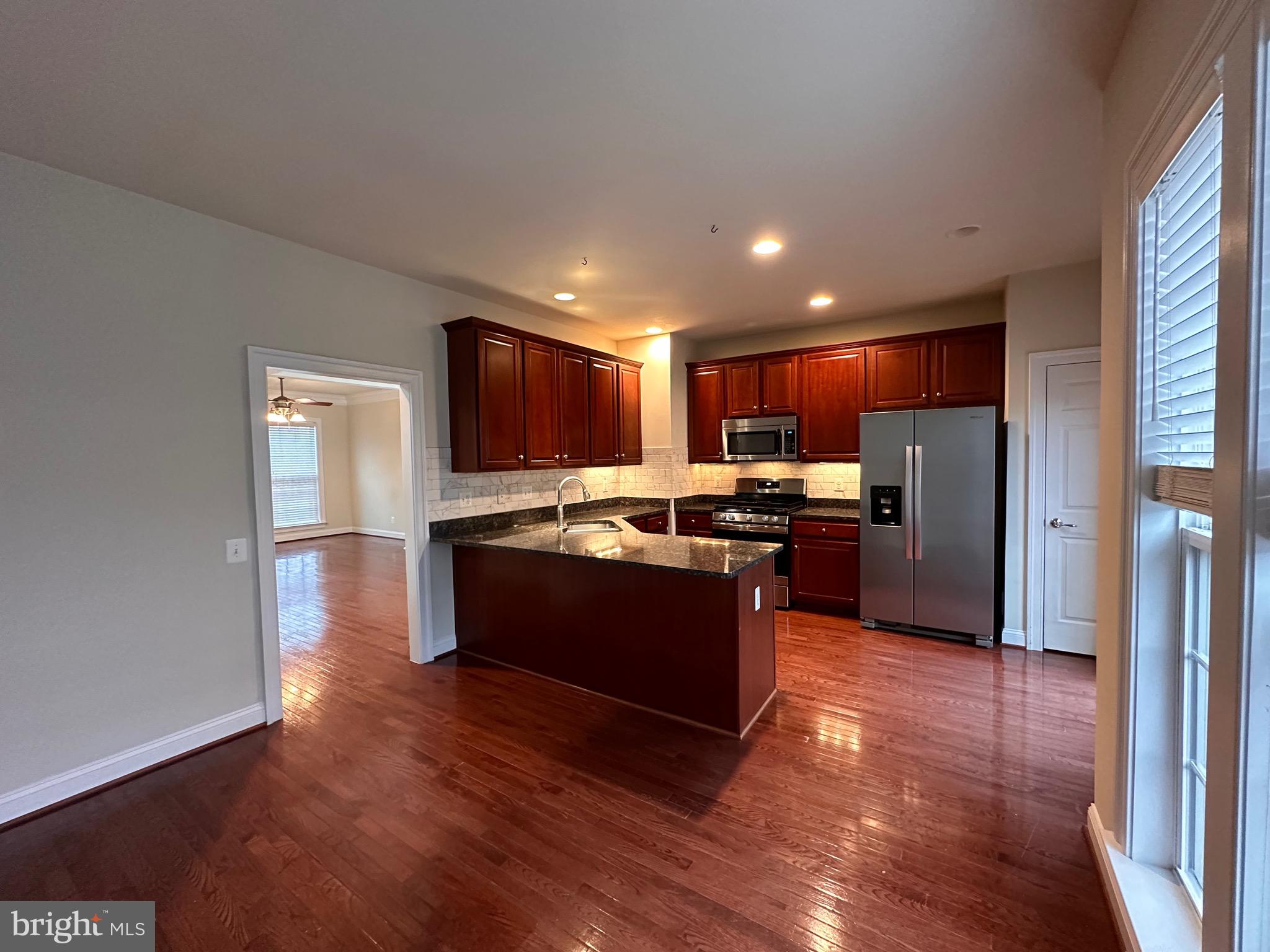 476 Glade Fern TERRACE SE