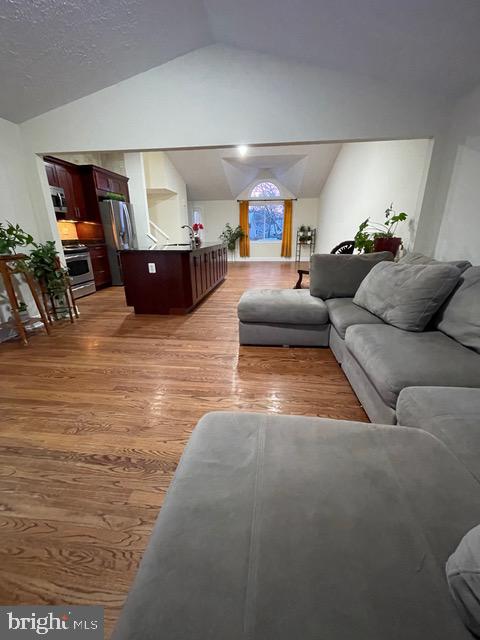 402 Kojun COURT