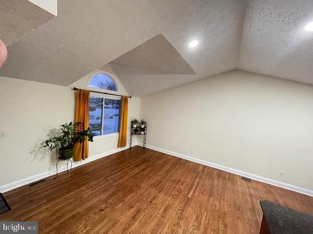 402 Kojun COURT