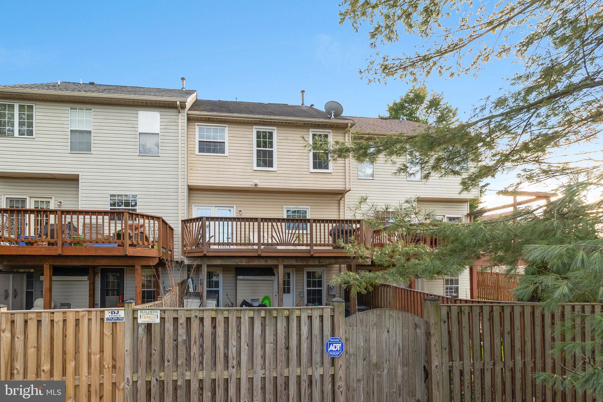 20327 Briarcliff Ter