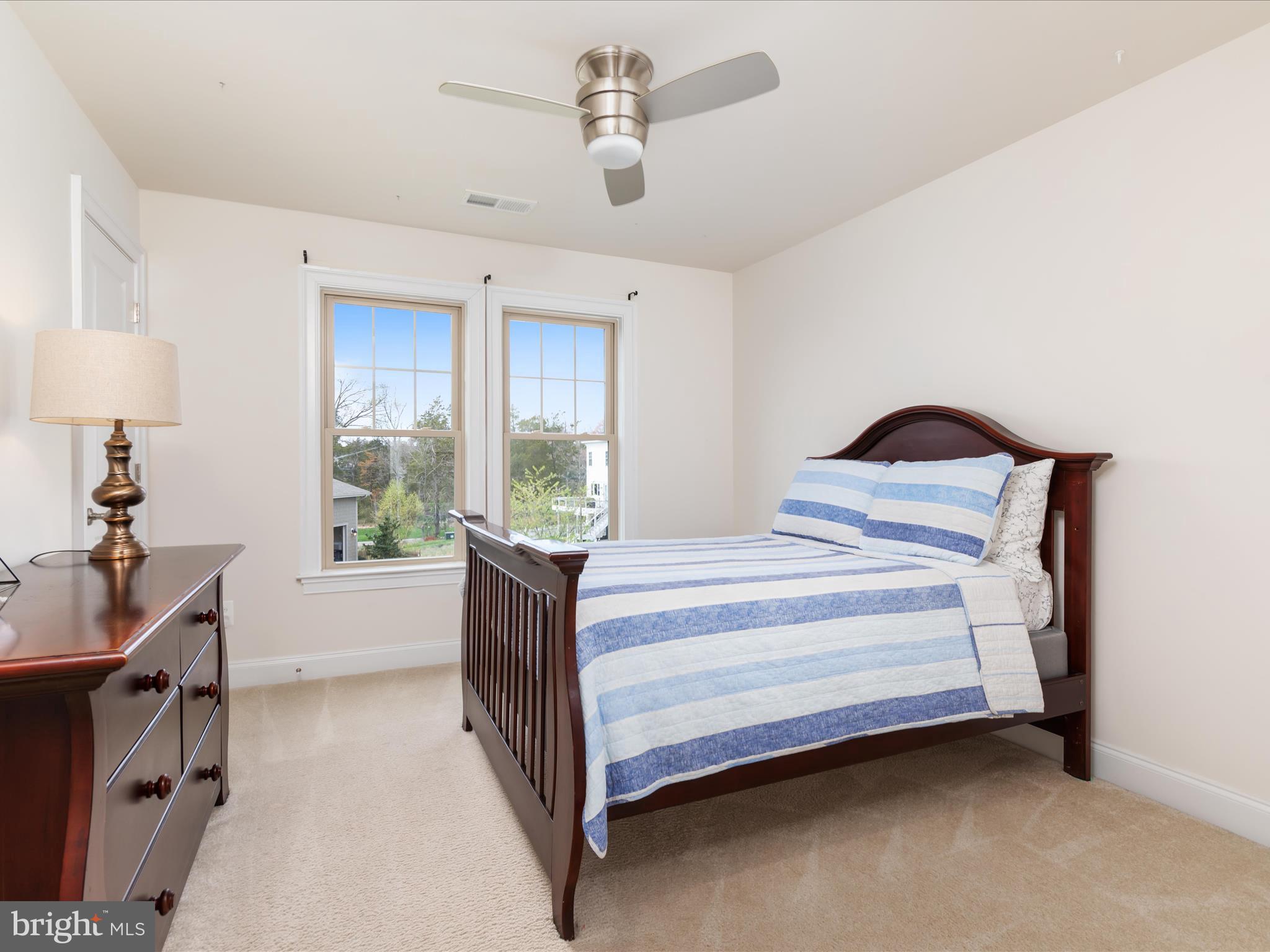 41569 White Yarrow Ct