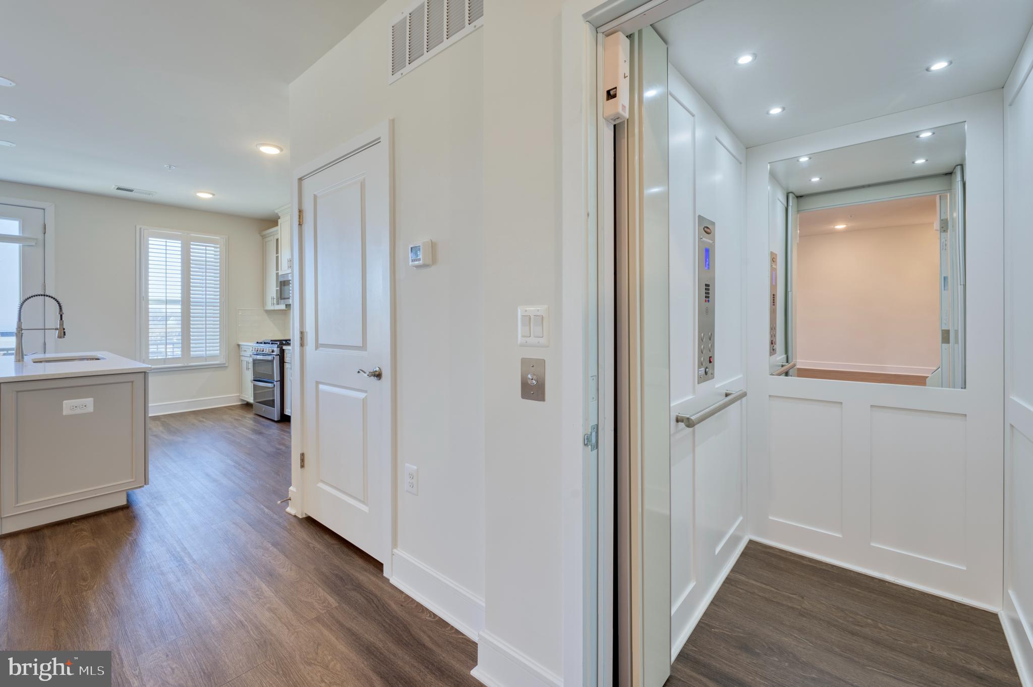 23612 Havelock Walk Ter