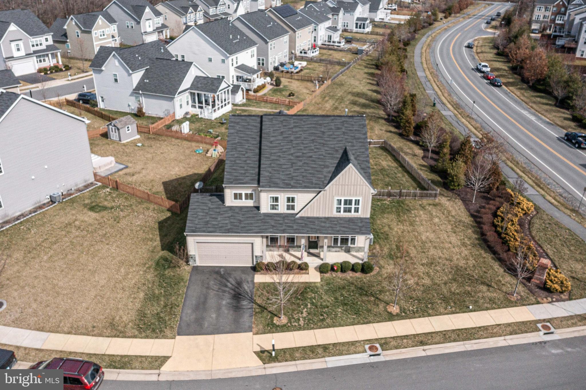 800 Dunraven Way