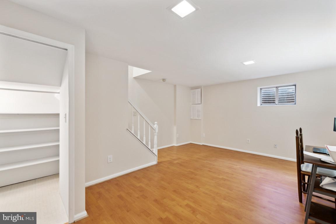 10 Southall Ct