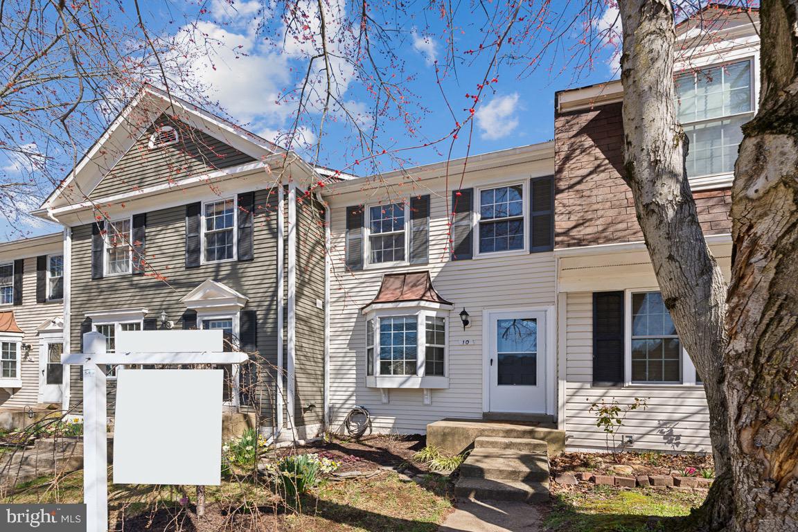 10 Southall Ct