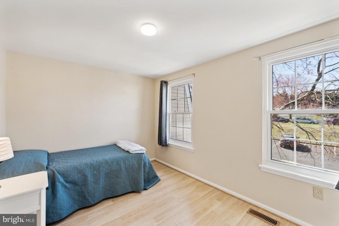 10 Southall Ct