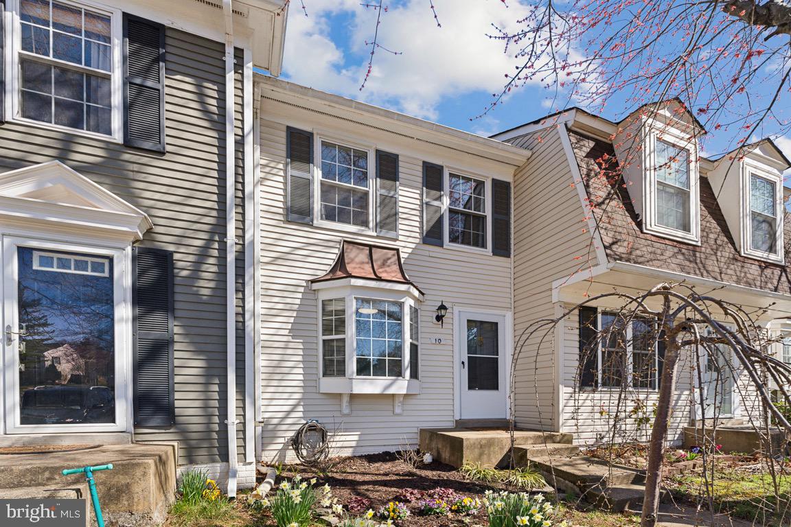 10 Southall Ct