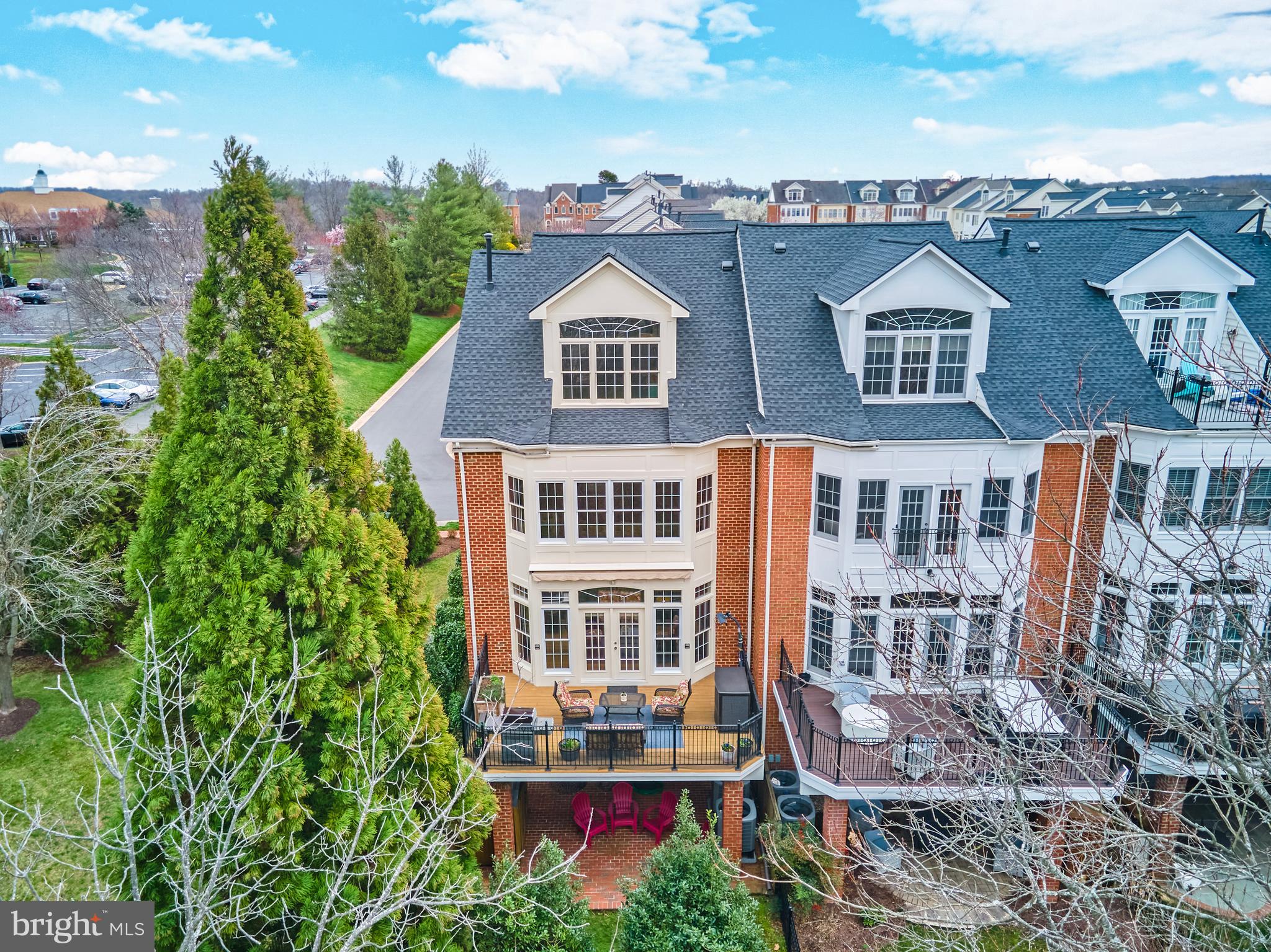 18505 Bear Creek Ter