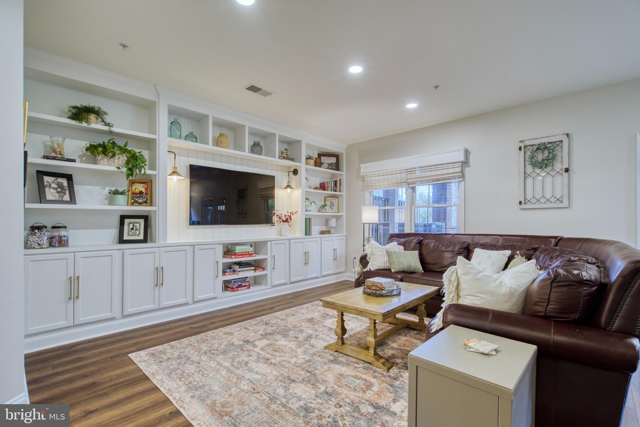 18505 Bear Creek Ter