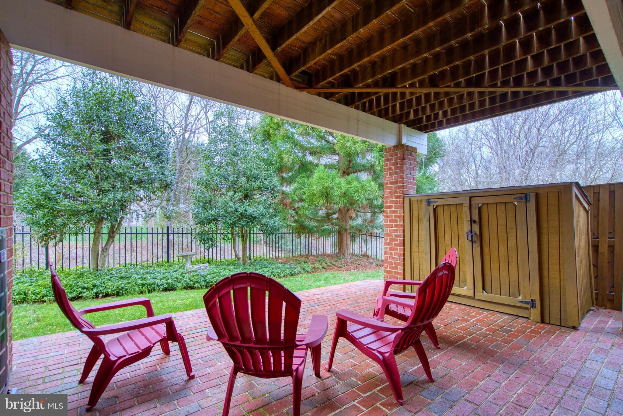 18505 Bear Creek Ter