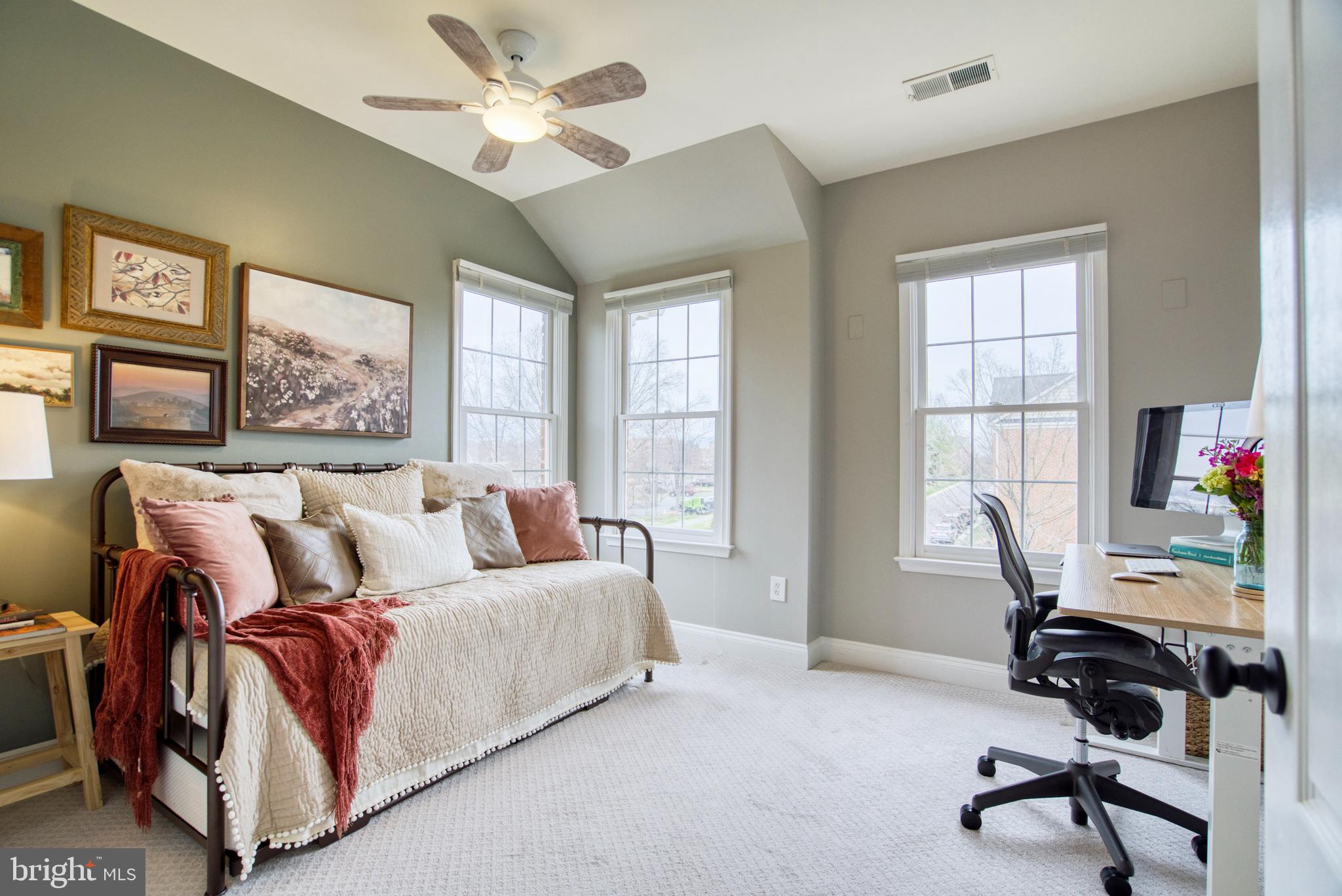 18505 Bear Creek Ter