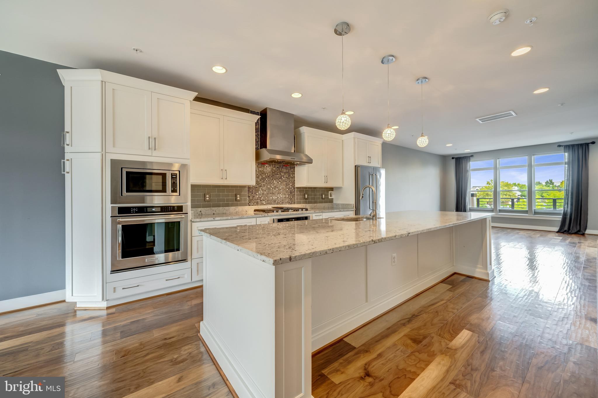 42398 Willow Creek