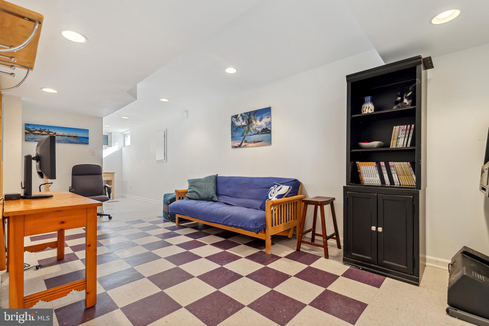 202 Markwood Dr