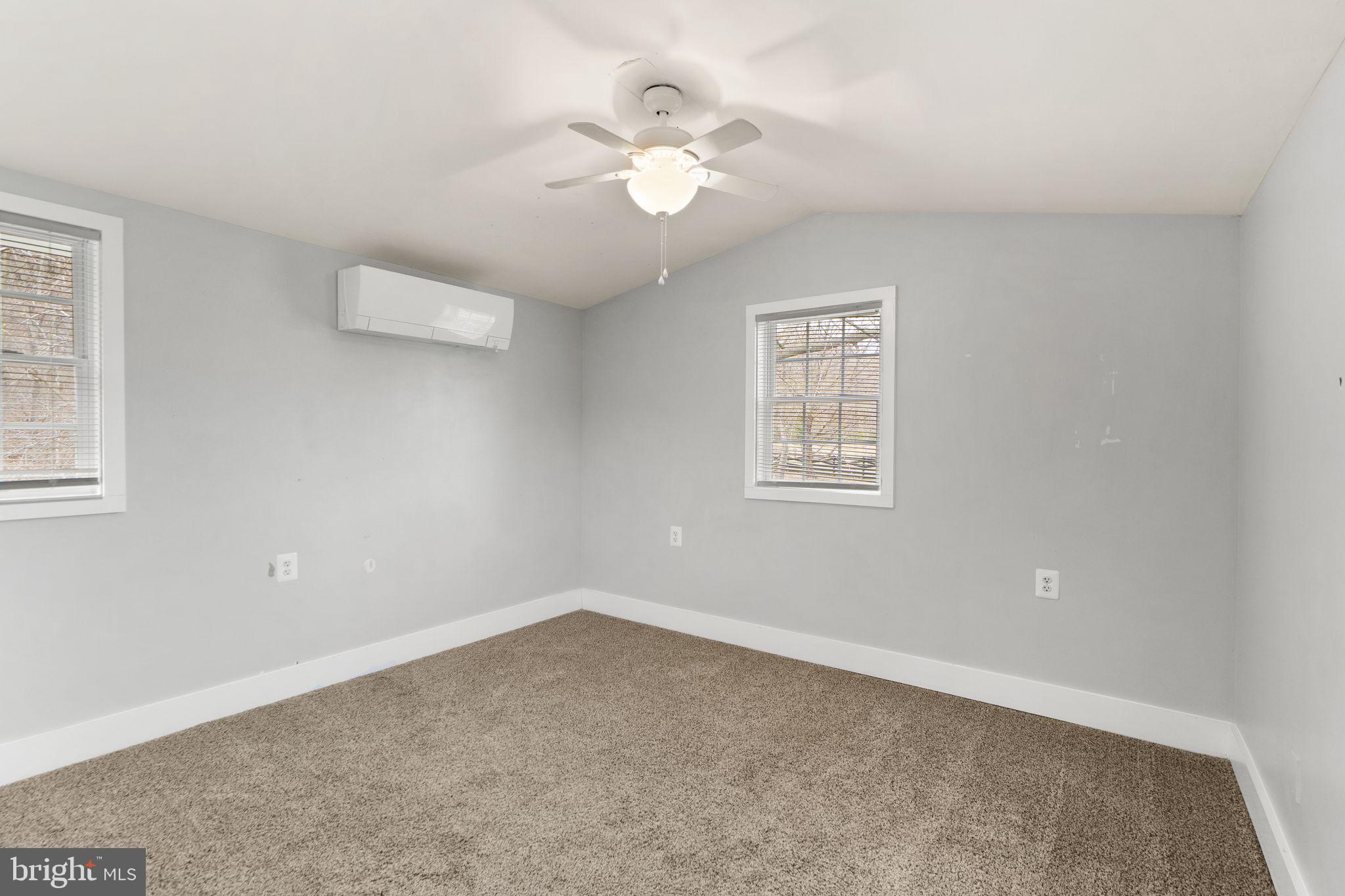 13757 MOUNTAIN ROAD