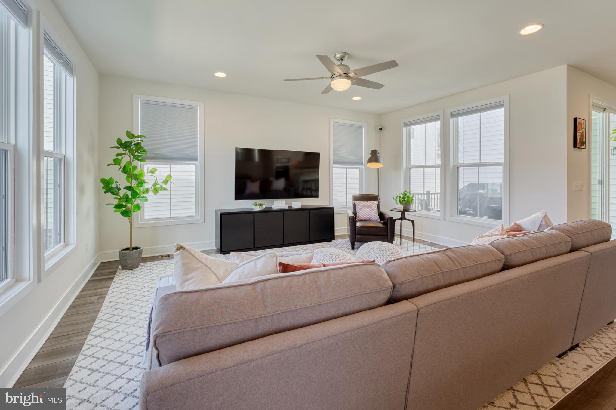 41947 Spring Air Dr