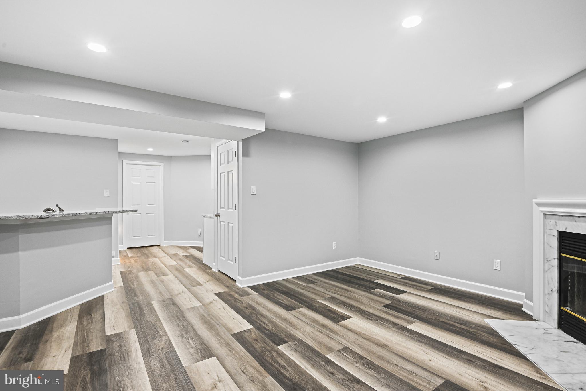 21173 Wildflower Sq