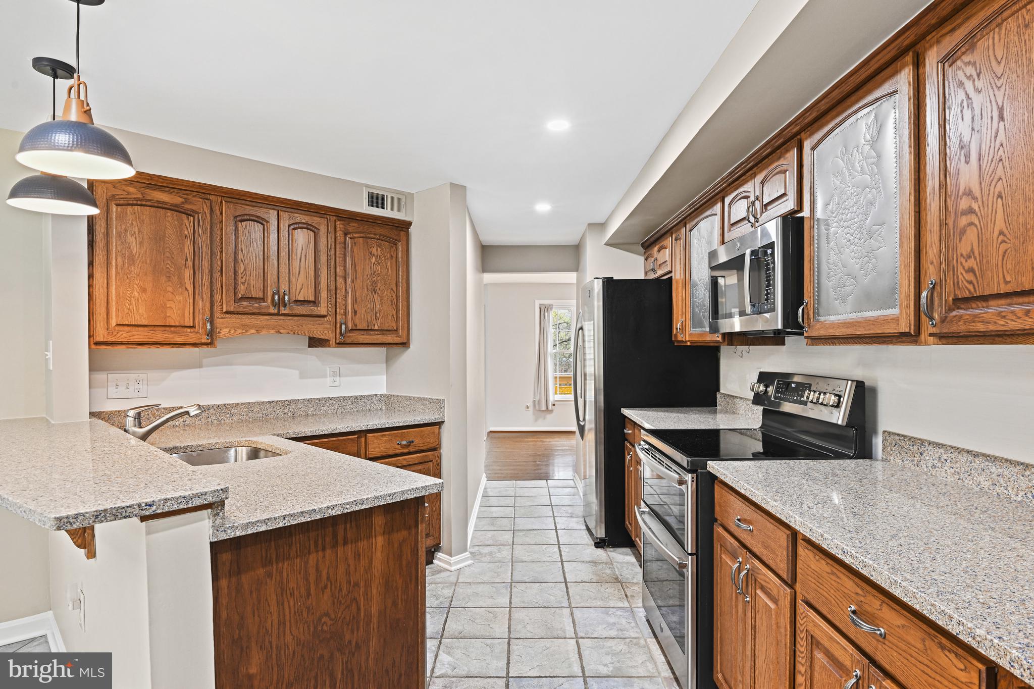21173 Wildflower Sq
