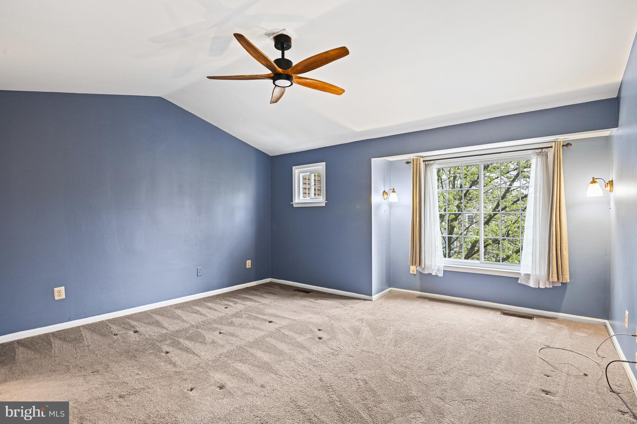 21173 Wildflower Sq