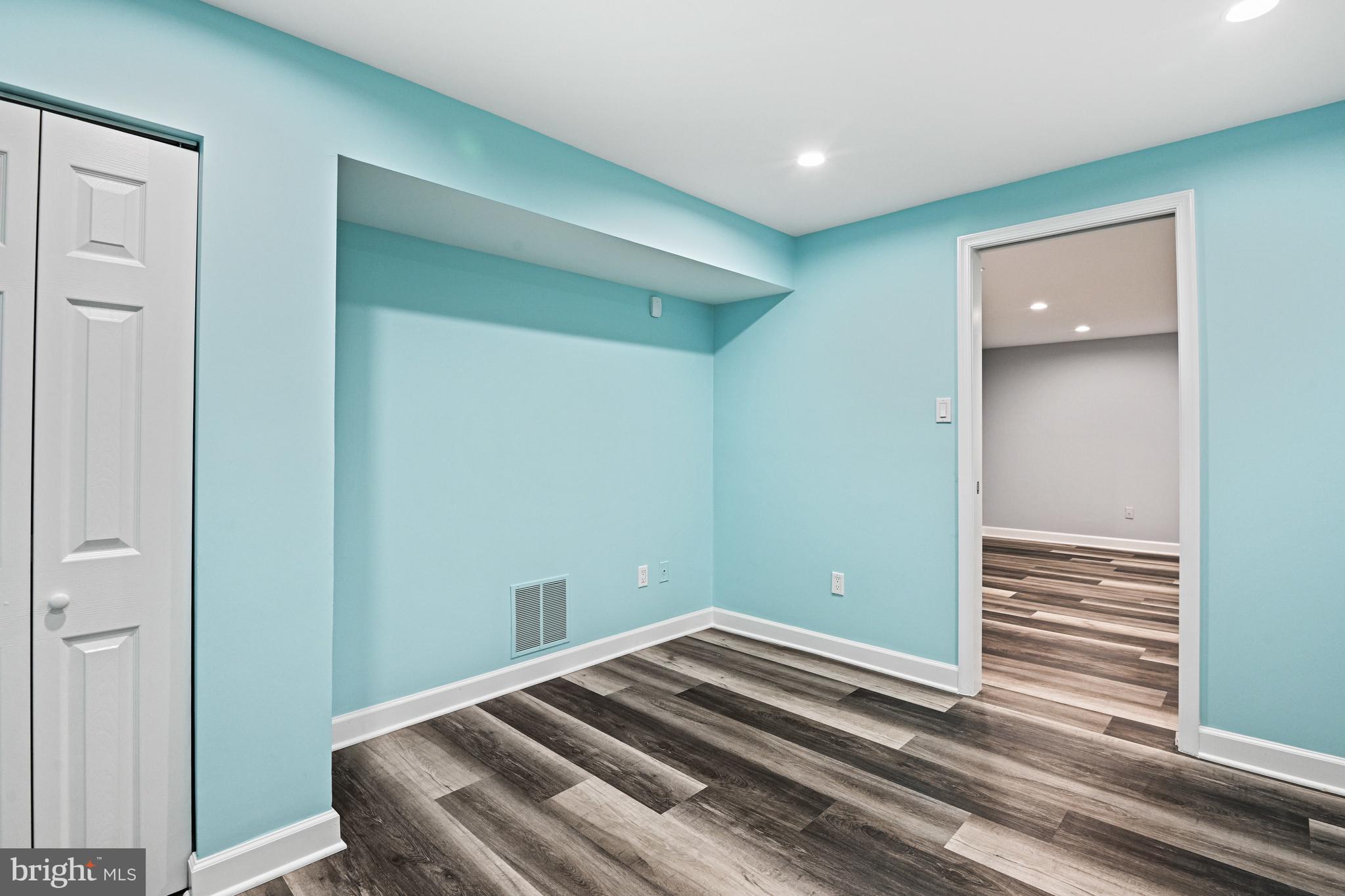21173 Wildflower Sq