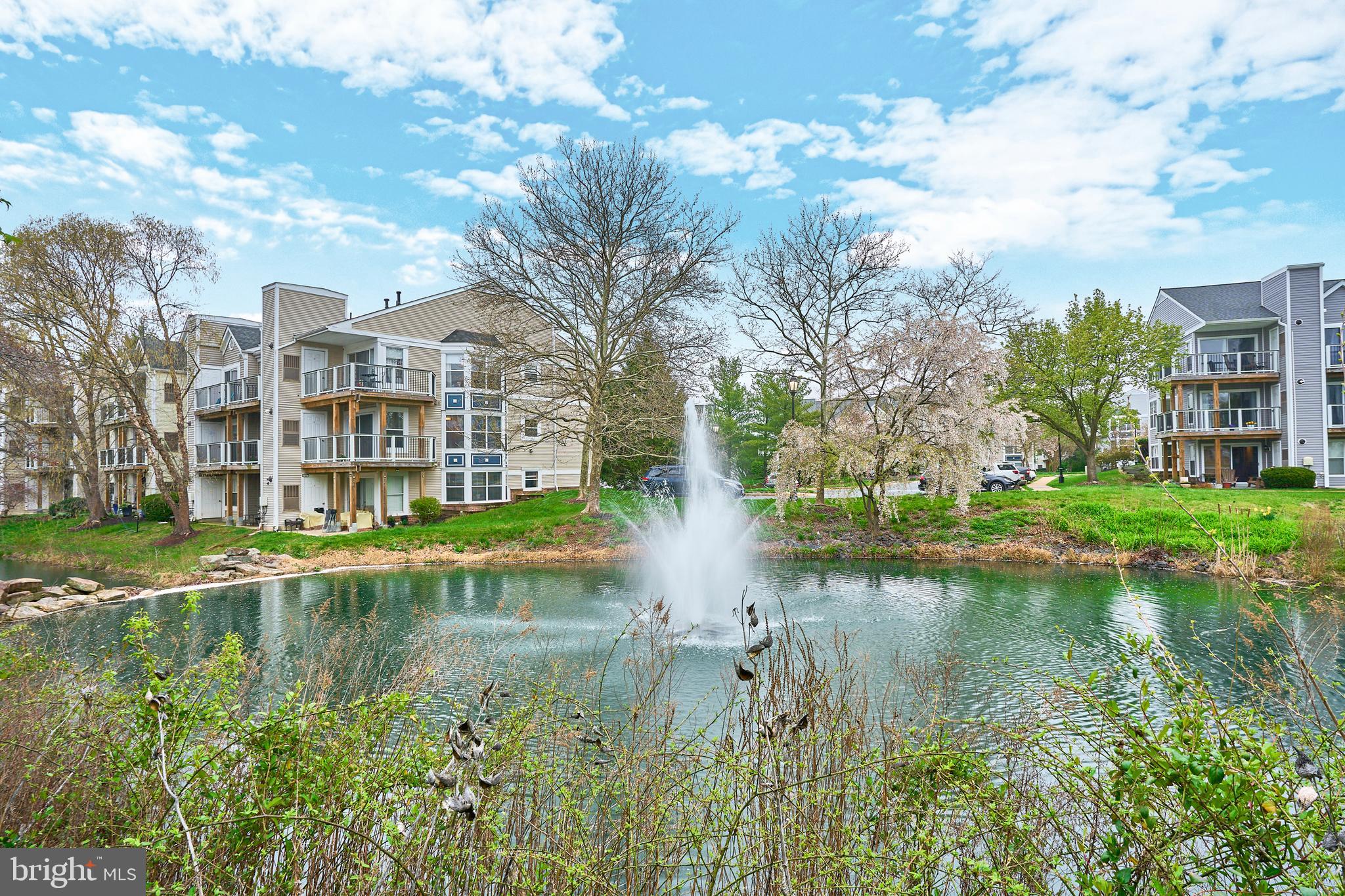 20579 Snowshoe Sq #201