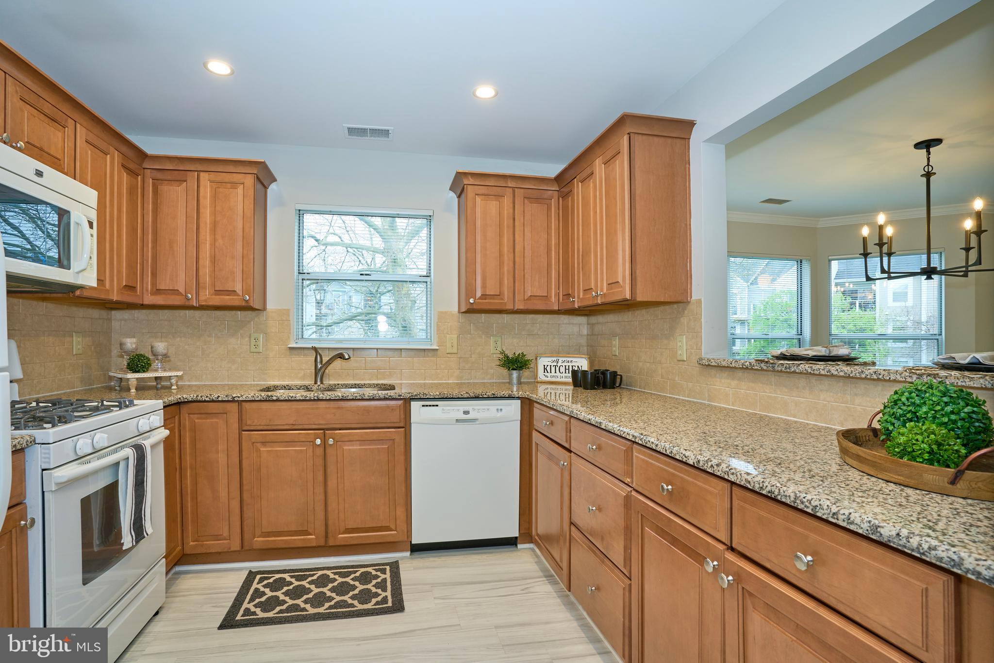 20579 Snowshoe Sq #201