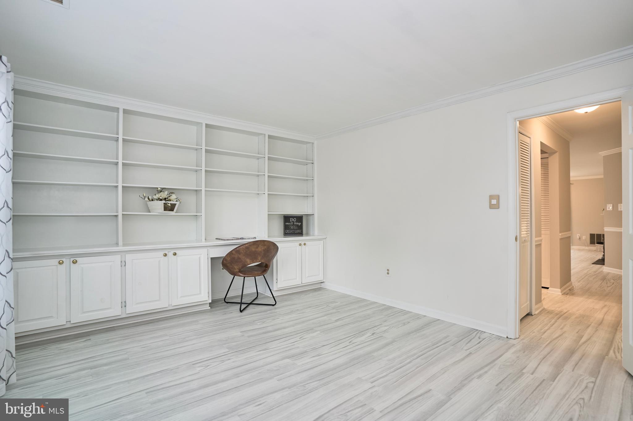 20579 Snowshoe Sq #201