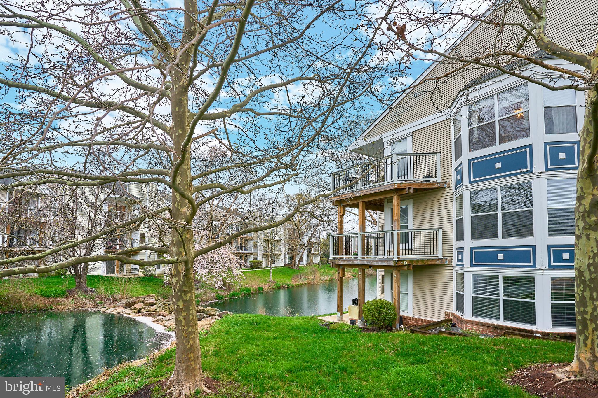 20579 Snowshoe Sq #201