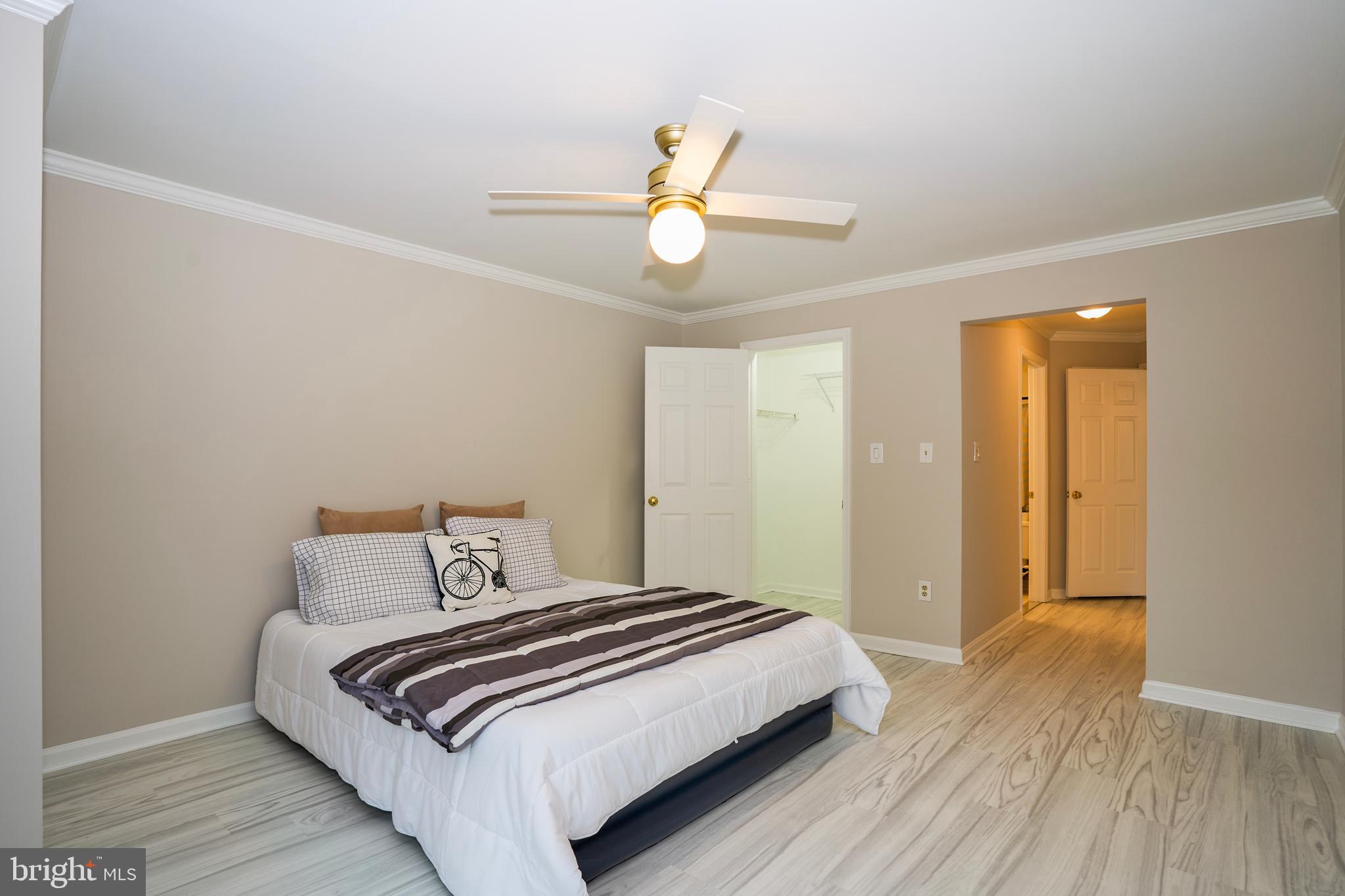 20579 Snowshoe Sq #201