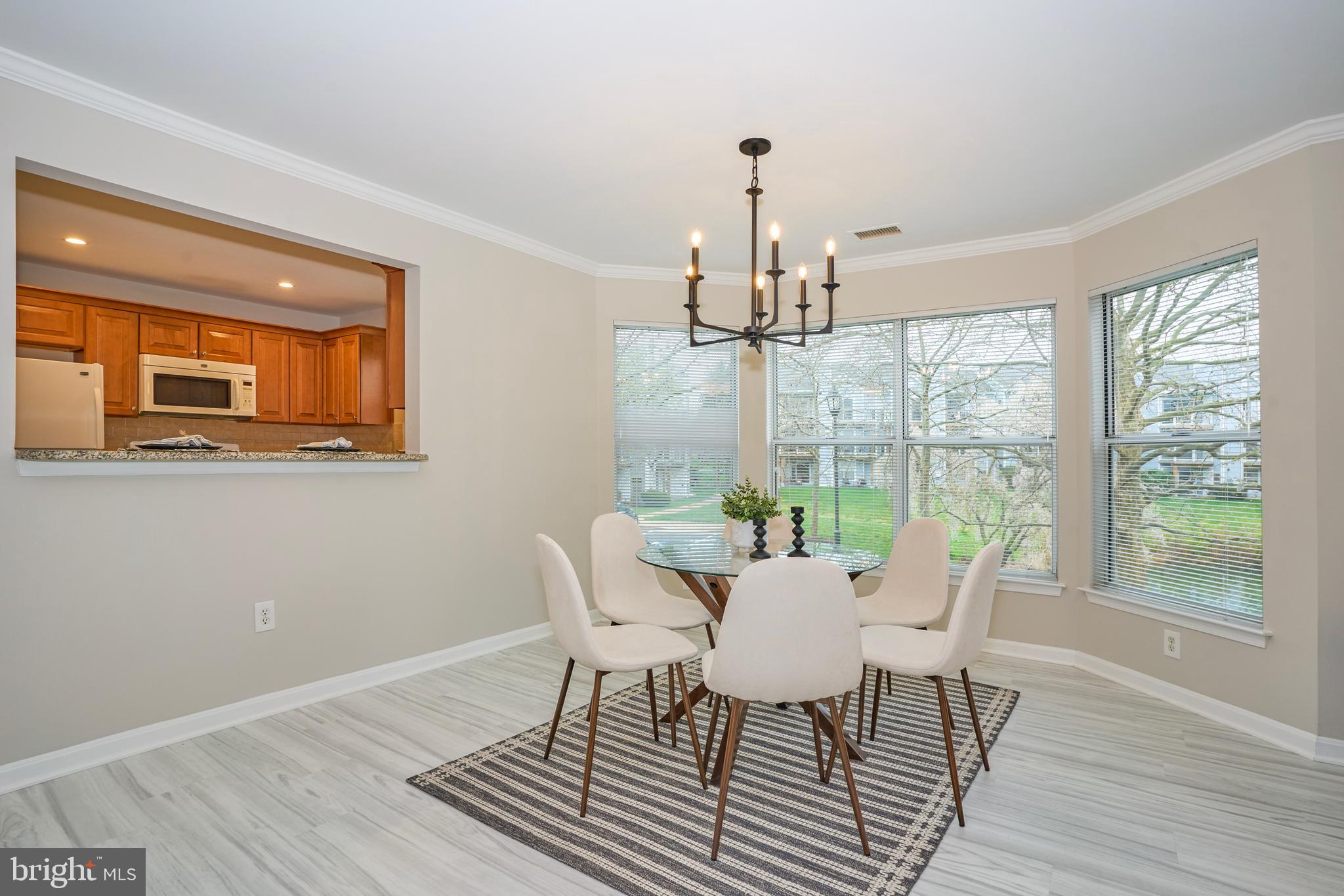 20579 Snowshoe Sq #201