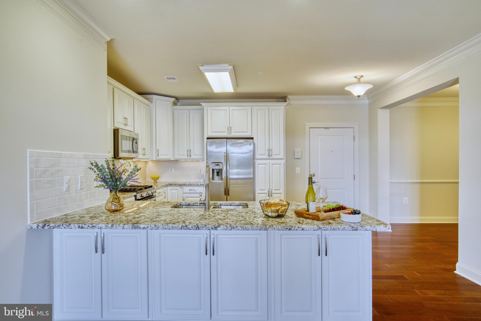 44589 York Crest Ter #305