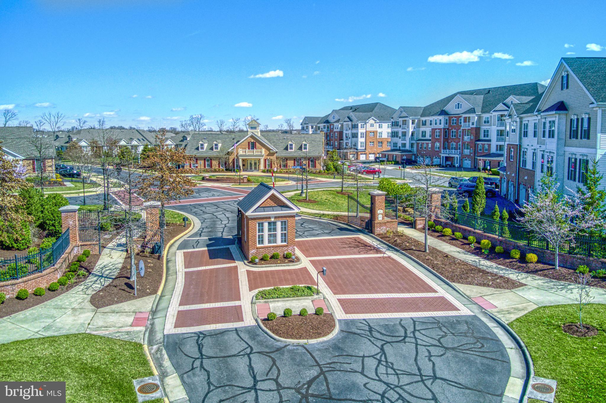 44589 York Crest Ter #305