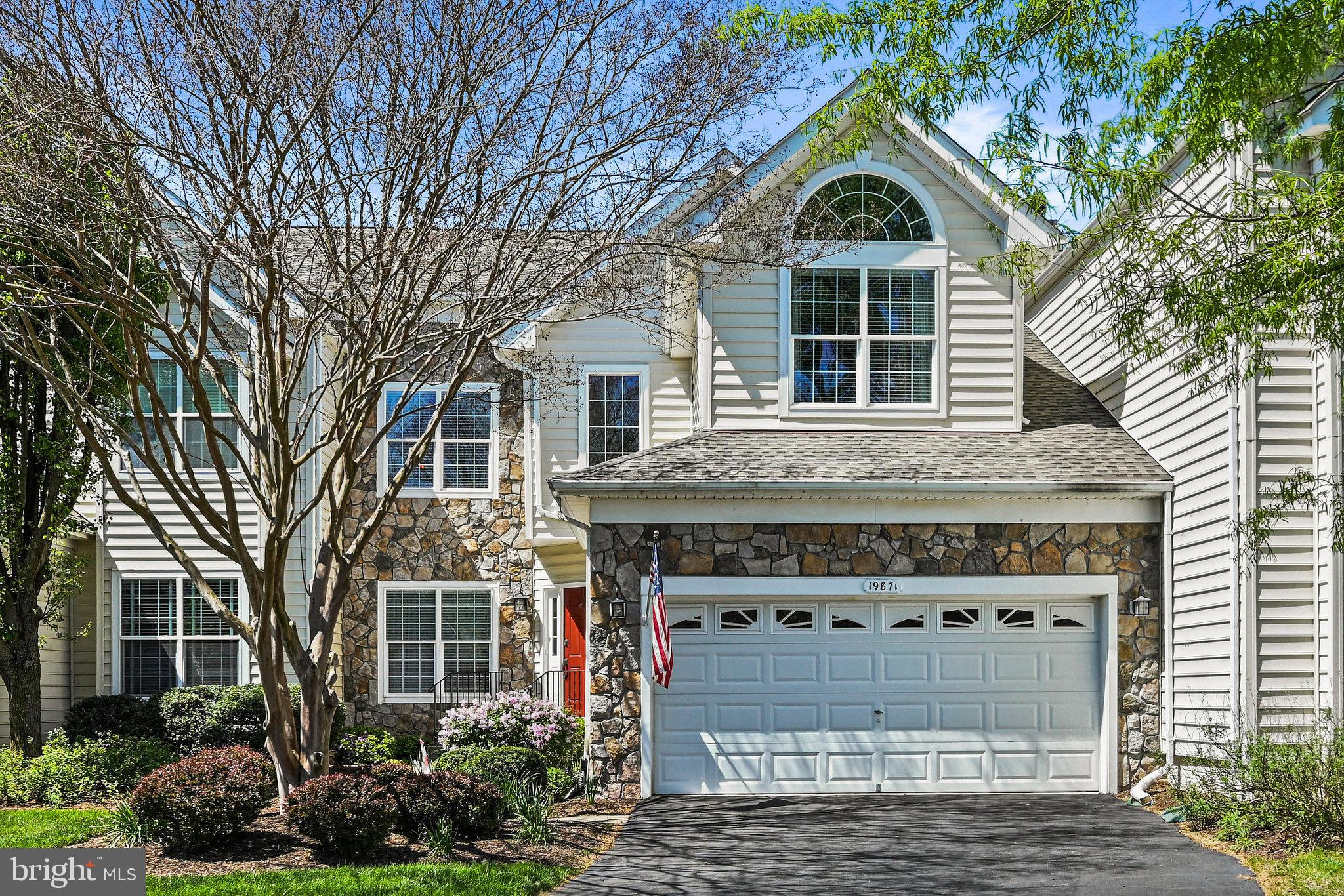 19871 NAPLES LAKES TERRACE