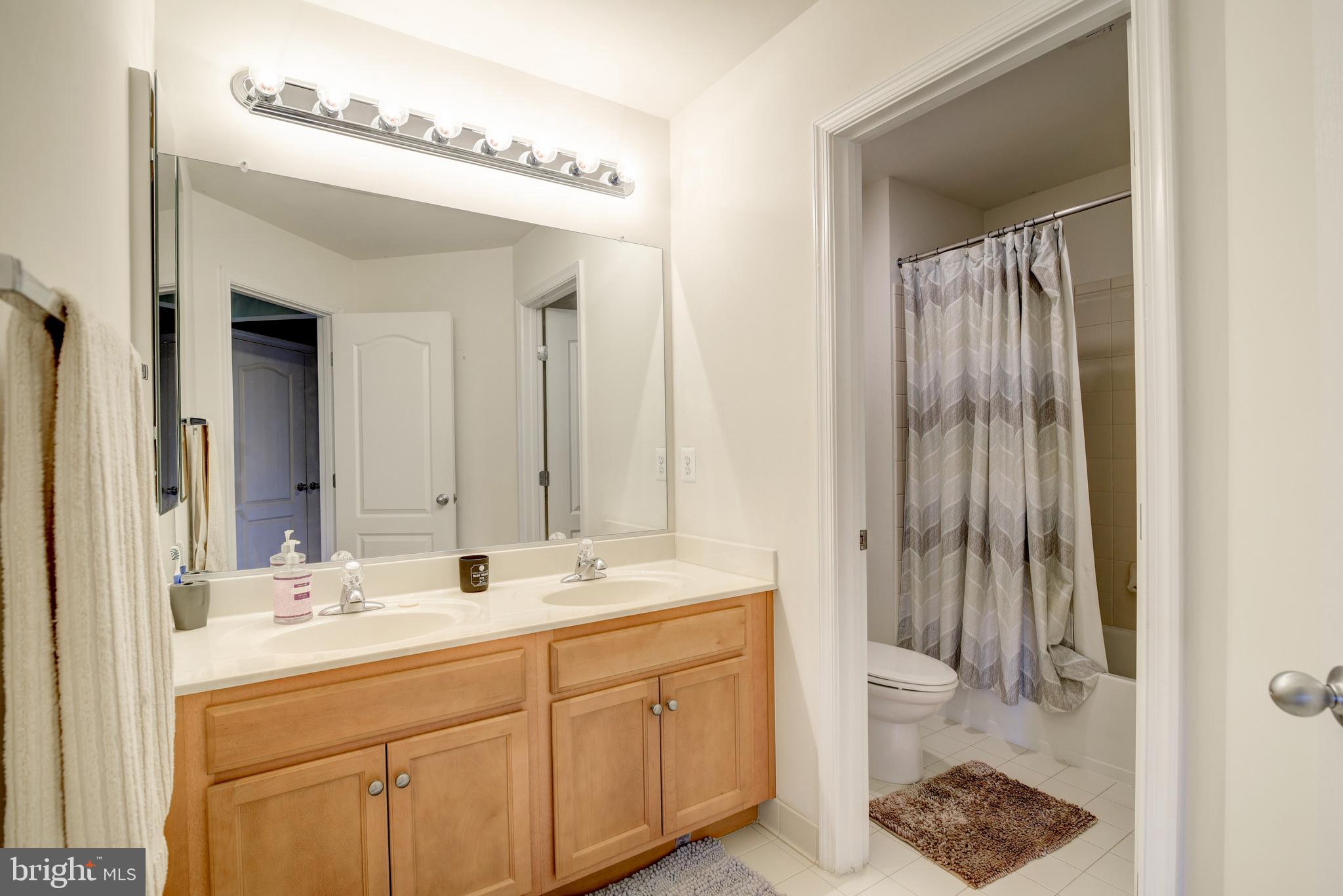 43692 Chicacoan Creek Sq