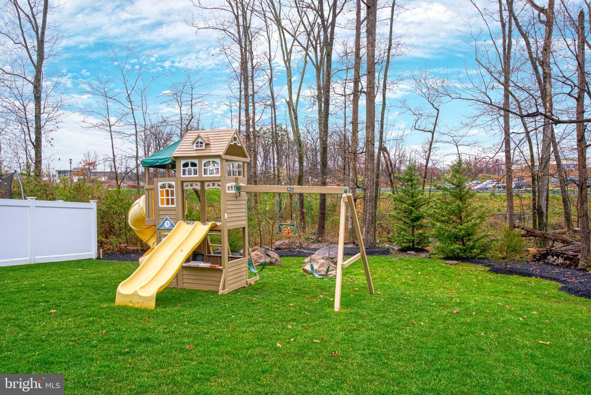 24834 Somerby Dr