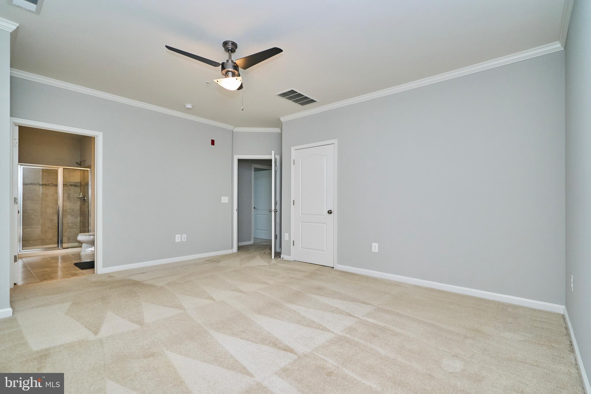 41895 Cathedral Valley Sq #301