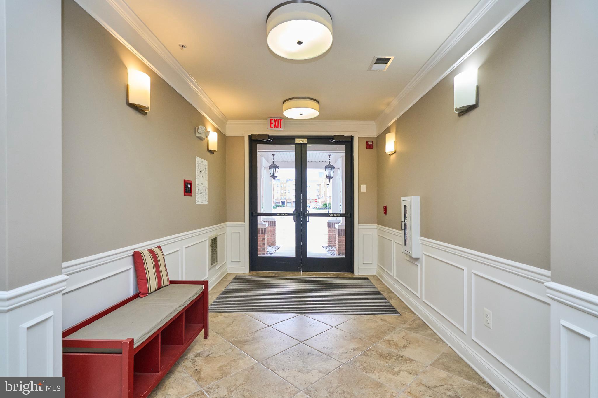 41895 Cathedral Valley Sq #301