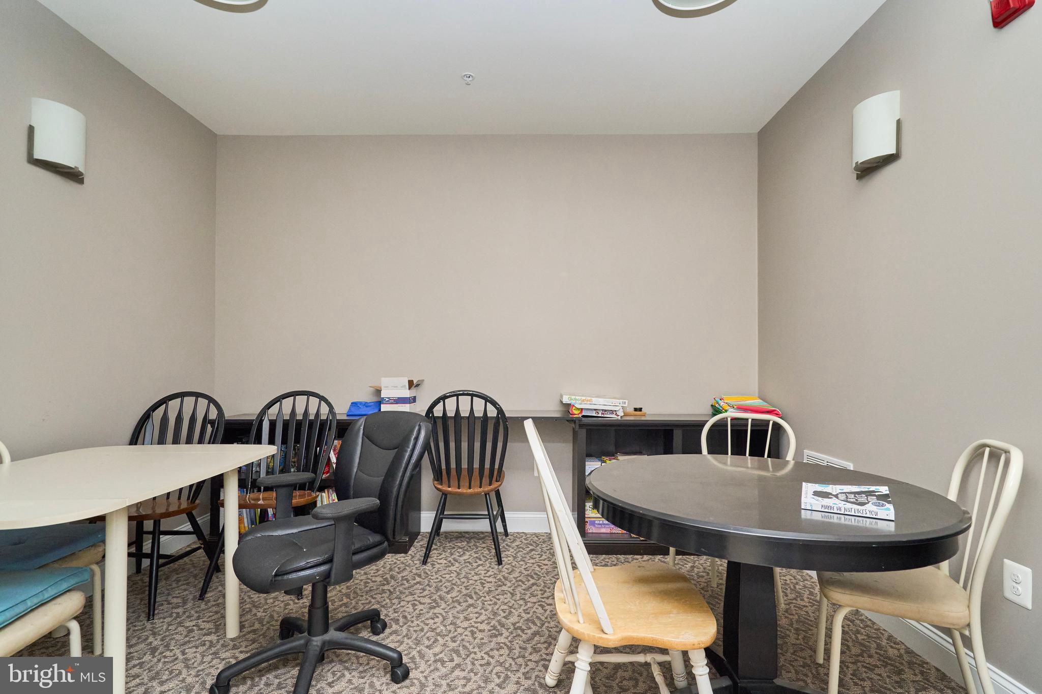 41895 Cathedral Valley Sq #301