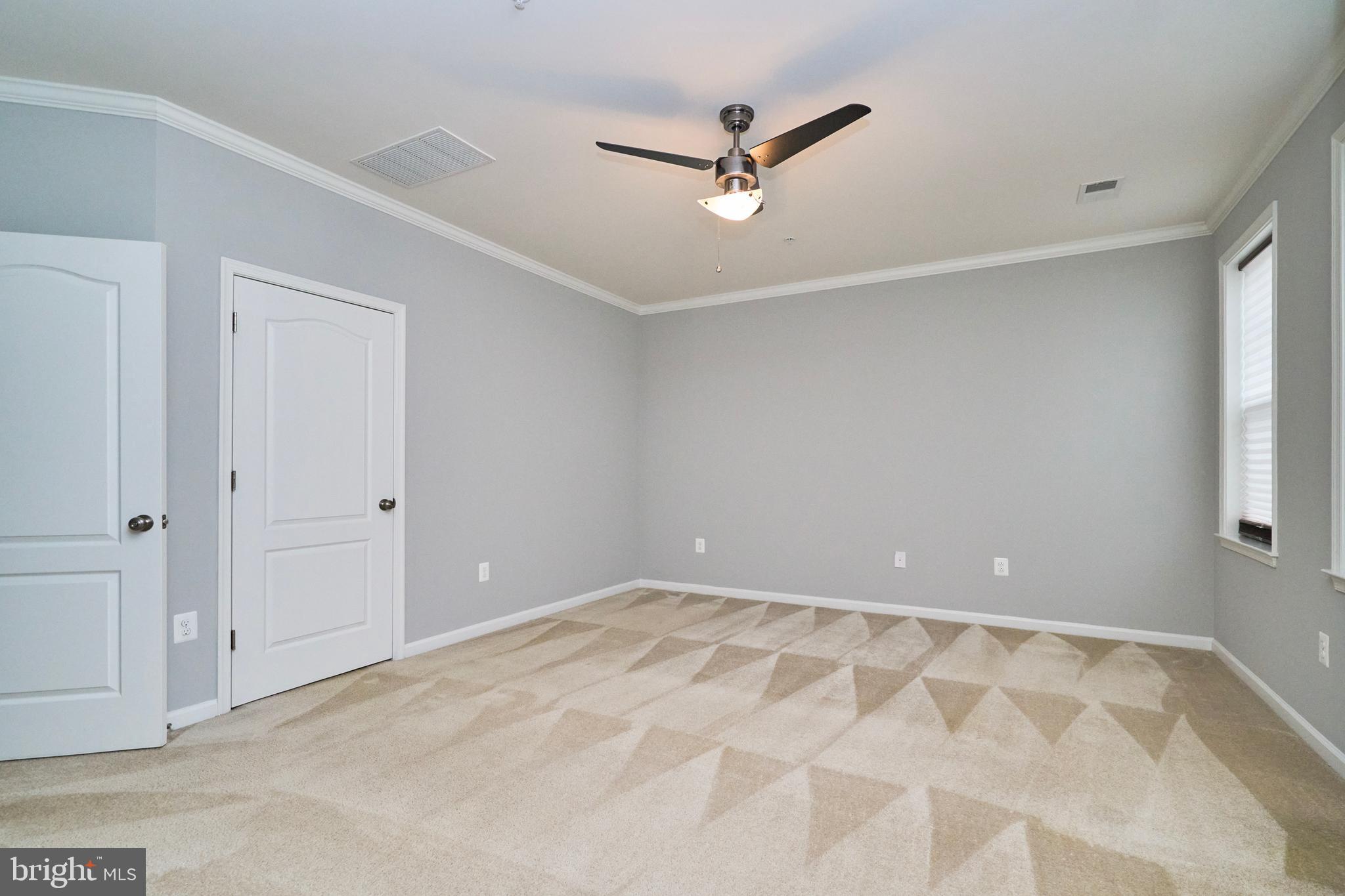 41895 Cathedral Valley Sq #301