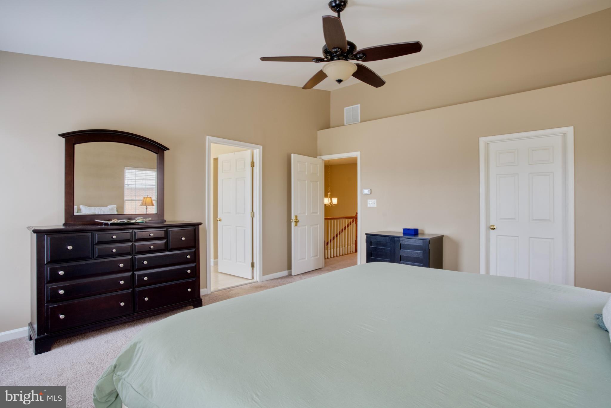 43871 Sandburg Sq